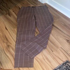 High Rise Slim Fit Ankle Pant